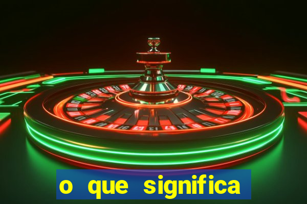 o que significa quando a luz acende sozinha